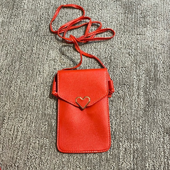 Red purse / phone holder - Picture 1 of 2
